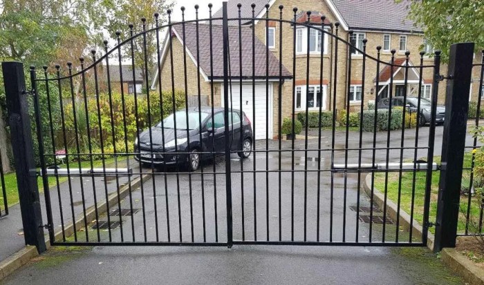 Automatic Driveway Gates - DC Gate Solutions Automatic Driveway Gates - DC Gate Solutions